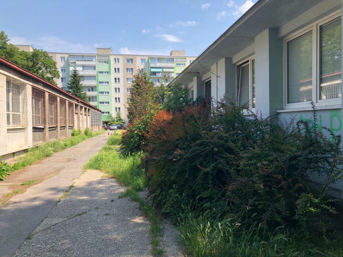 Moonstreet Apartments ブラチスラヴァ エクステリア 写真
