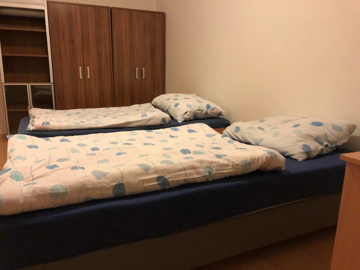 Moonstreet Apartments ブラチスラヴァ エクステリア 写真
