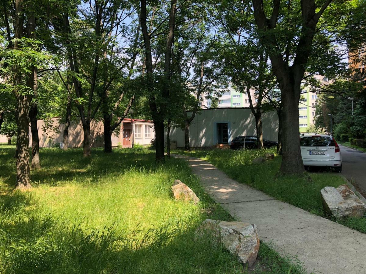 Moonstreet Apartments ブラチスラヴァ エクステリア 写真