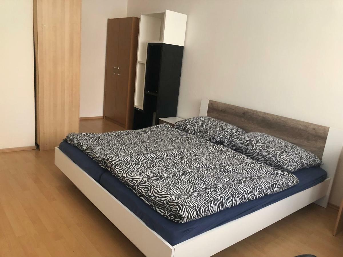 Moonstreet Apartments ブラチスラヴァ エクステリア 写真
